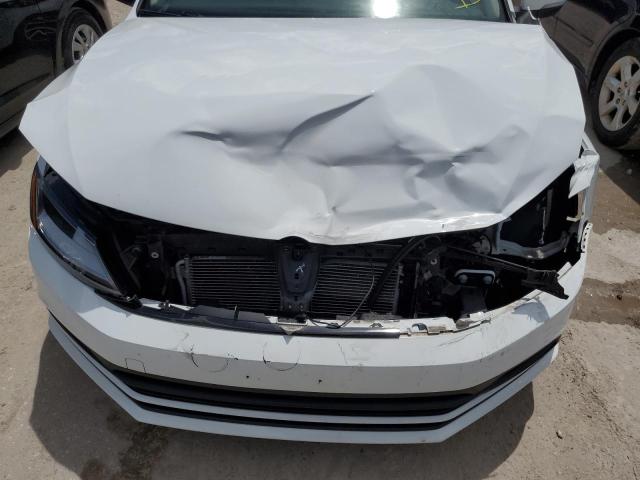 Photo 9 from auction – 2017 VOLKSWAGEN JETTA SE with VIN 3VWDB7AJ3HM319829
