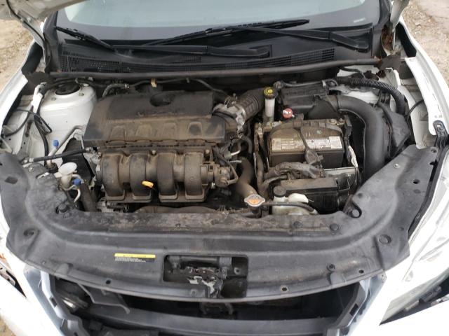 Photo 7 from auction – 2015 NISSAN SENTRA S with VIN 3N1AB7AP1FY360057