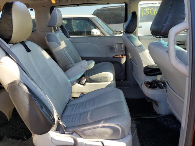 Photo 6 from auction – 2011 TOYOTA SIENNA XLE with VIN 5TDYK3DC0BS035205