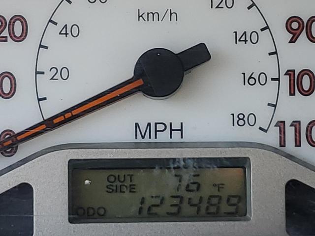 Photo 8 from auction – 2006 TOYOTA COROLLA CE with VIN 1NXBR32E56Z688485