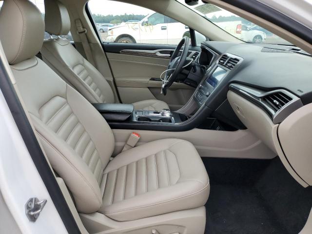 Photo 5 from auction – 2020 FORD FUSION SEL with VIN 3FA6P0CD8LR195943