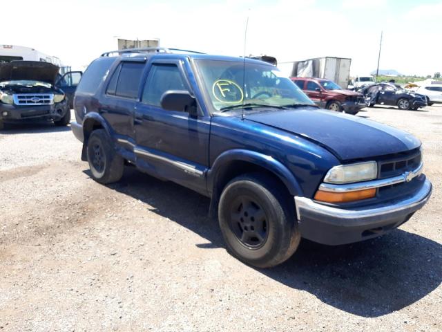 CHEVROLET BLAZER 2000 with VIN 1GNDT13W3YK136886 - Photo from auction