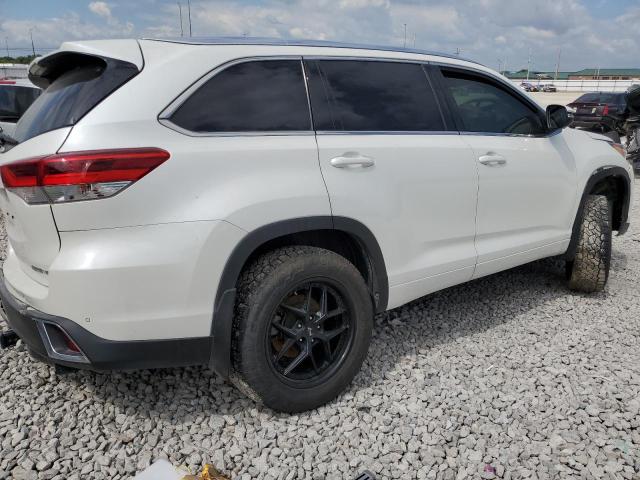 Photo 4 from auction – 2018 TOYOTA HIGHLANDER with VIN 5TDDZRFH3JS861261