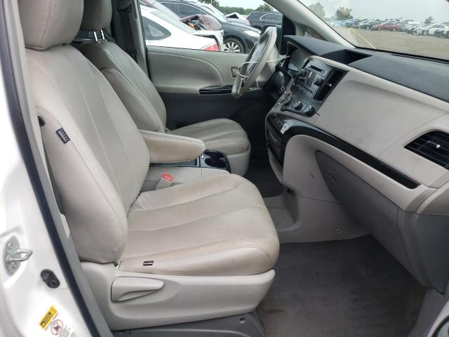Photo 5 from auction – 2011 TOYOTA SIENNA with VIN 5TDKK3DC9BS067947
