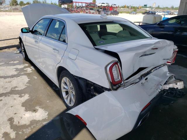 Photo 3 from auction – 2015 CHRYSLER 300 LIMITE with VIN 2C3CCAAG1FH807450