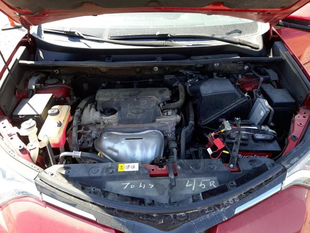 Photo 7 from auction – 2017 TOYOTA RAV4 XLE with VIN JTMRFREV9HJ131657