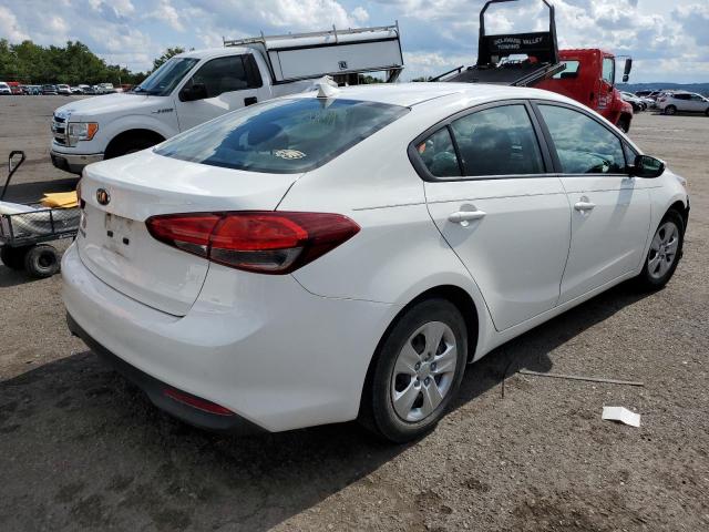 Photo 4 from auction – 2017 KIA FORTE LX with VIN 3KPFK4A7XHE093006