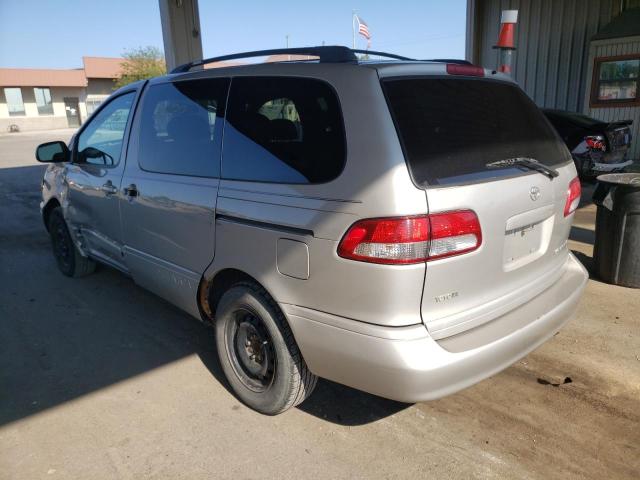 Photo 3 from auction – 2001 TOYOTA SIENNA LE with VIN 4T3ZF13C71U377617