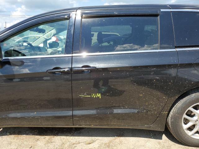 Photo 9 from auction – 2017 CHRYSLER PACIFICA L with VIN 2C4RC1CG3HR725672