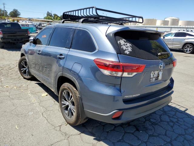 Photo 3 from auction – 2017 TOYOTA HIGHLANDER with VIN 5TDBZRFH6HS426445