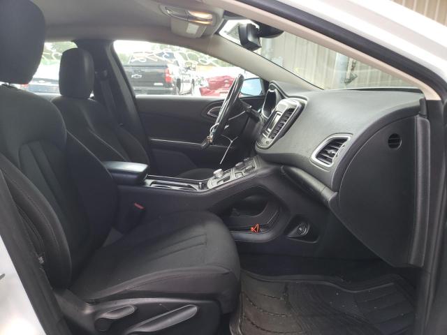 Photo 5 from auction – 2016 CHRYSLER 200 LIMITE with VIN 1C3CCCAB1GN136337