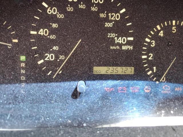 Photo 8 from auction – 2001 LEXUS RX 300 with VIN JTJHF10U610215326