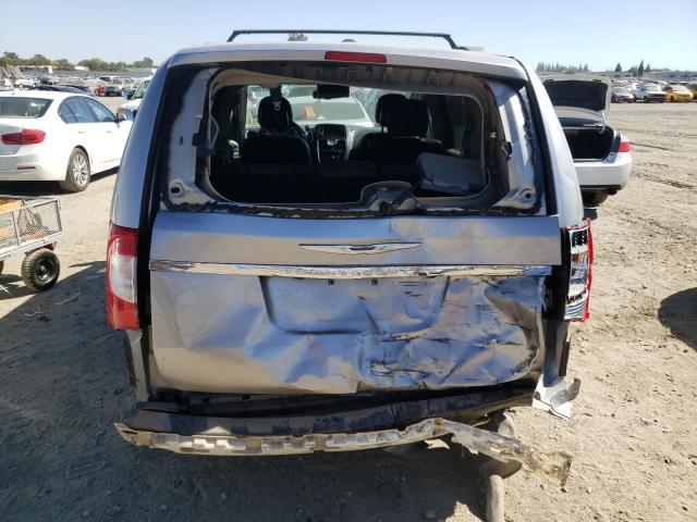 Photo 9 from auction – 2016 CHRYSLER TOWN & COU with VIN 2C4RC1BG7GR280465