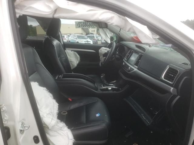 Photo 5 from auction – 2016 TOYOTA HIGHLANDER with VIN 5TDJKRFH9GS251073