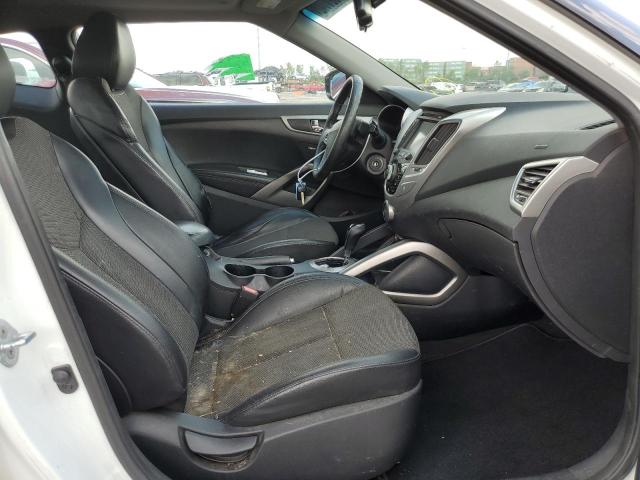 Photo 5 from auction – 2013 HYUNDAI VELOSTER with VIN KMHTC6AD6DU106004