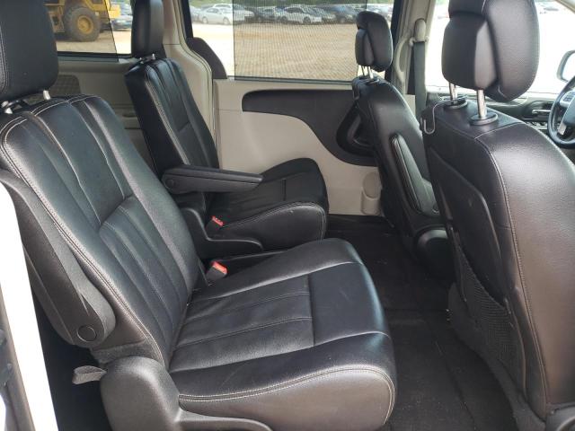 Photo 6 from auction – 2014 CHRYSLER TOWN & COU with VIN 2C4RC1BG0ER329003
