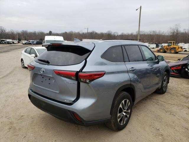 Photo 4 from auction – 2021 TOYOTA HIGHLANDER with VIN 5TDGBRCH4MS026196