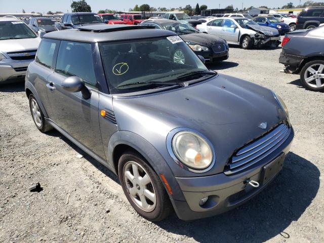 MINI COOPER 2010 with VIN WMWMF3C50ATZ62921 - Photo from auction