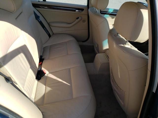 Photo 6 from auction – 2005 BMW 330 I with VIN WBAEV53445KM41433