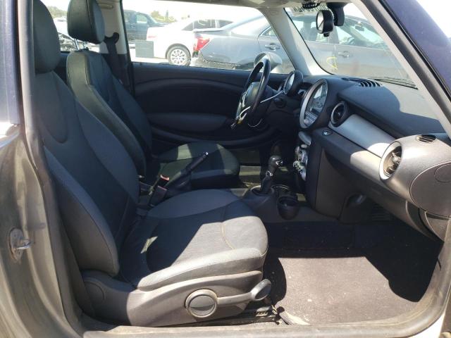 Photo 5 from auction – 2010 MINI COOPER with VIN WMWMF3C50ATZ62921