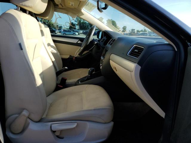 Photo 5 from auction – 2012 VOLKSWAGEN JETTA SEL with VIN 3VWLX7AJ1CM418316