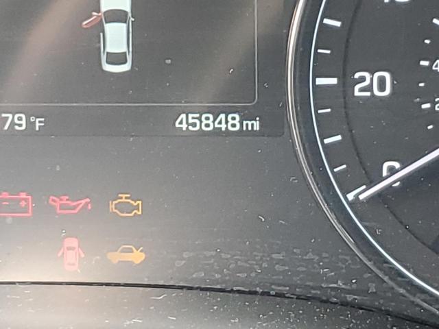 Photo 8 from auction – 2015 HYUNDAI GENESIS 3. with VIN KMHGN4JE3FU024338