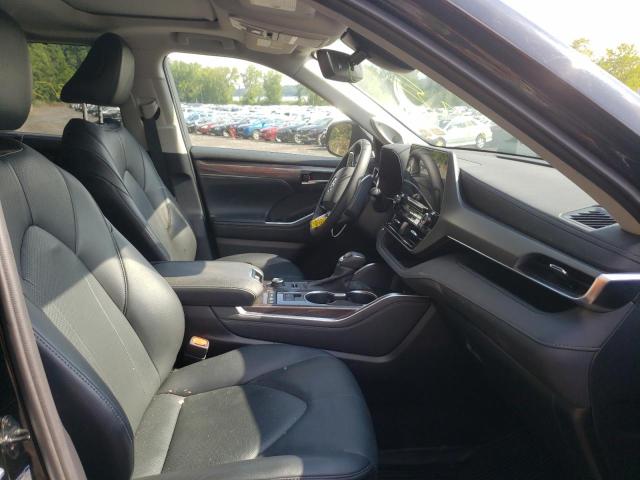 Photo 5 from auction – 2021 TOYOTA HIGHLANDER with VIN 5TDDZRBH0MS555810