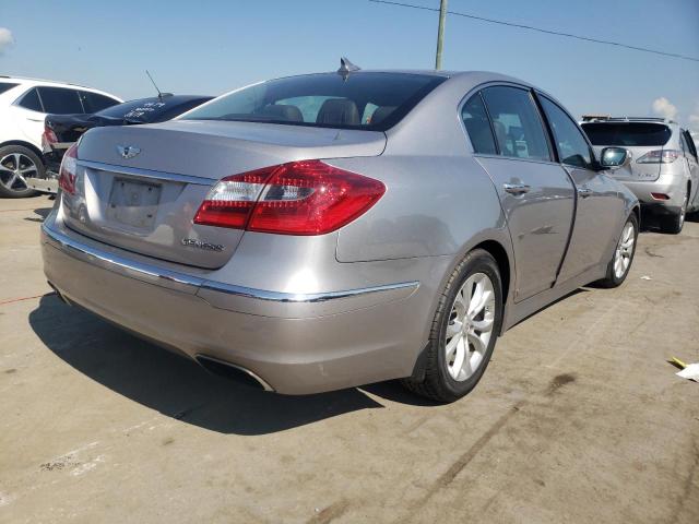 Photo 4 from auction – 2012 HYUNDAI GENESIS 3. with VIN KMHGC4DD4CU201595