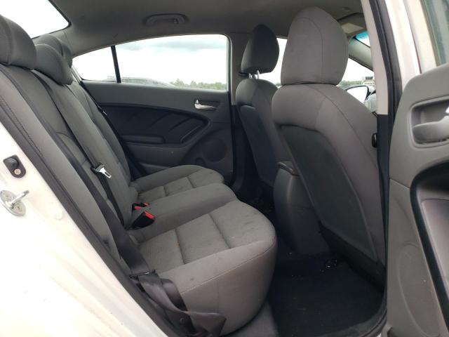 Photo 6 from auction – 2017 KIA FORTE LX with VIN 3KPFK4A75HE108334