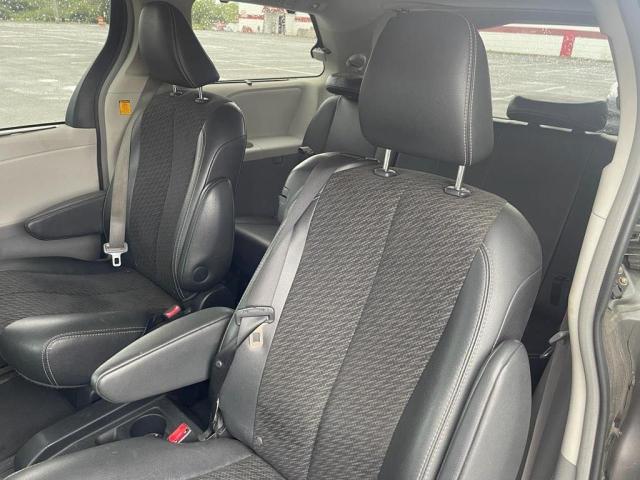 Photo 6 from auction – 2011 TOYOTA SIENNA SPO with VIN 5TDXK3DC2BS119196