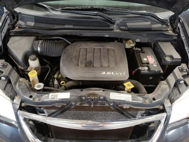 Photo 7 from auction – 2013 CHRYSLER TOWN & COU with VIN 2C4RC1BG1DR730655