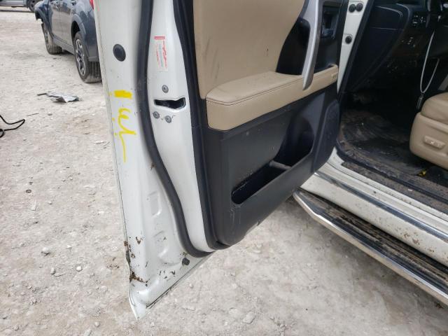 Photo 9 from auction – 2017 TOYOTA 4RUNNER SR with VIN JTEBU5JR1H5450872