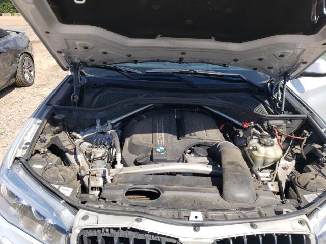Photo 7 from auction – 2017 BMW X5 XDRIVE3 with VIN 5UXKR0C35H0X79426
