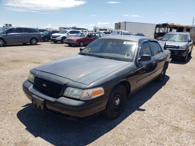 Photo 2 from auction – 2000 FORD CROWN VICT with VIN 2FAFP71W9YX144375