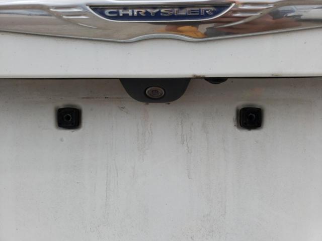 Photo 10 from auction – 2015 CHRYSLER 200 LIMITE with VIN 1C3CCCABXFN743920