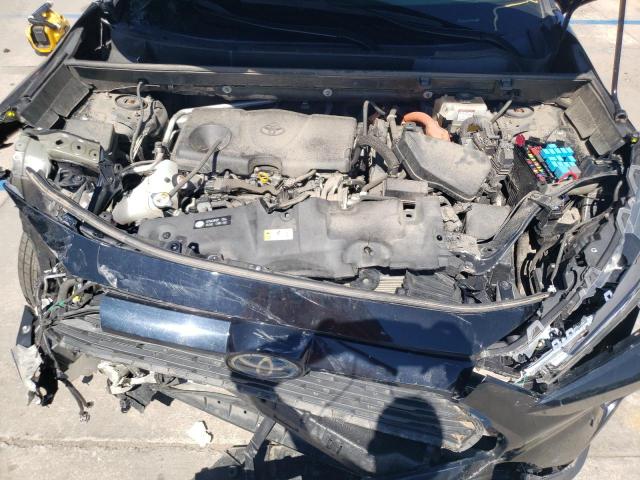 Photo 7 from auction – 2019 TOYOTA RAV4 XLE with VIN JTMRWRFVXKD007370