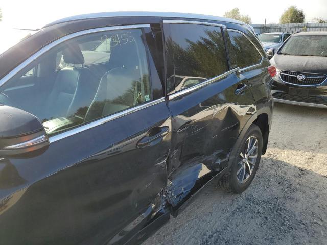 Photo 9 from auction – 2017 TOYOTA HIGHLANDER with VIN 5TDJZRFH9HS449911
