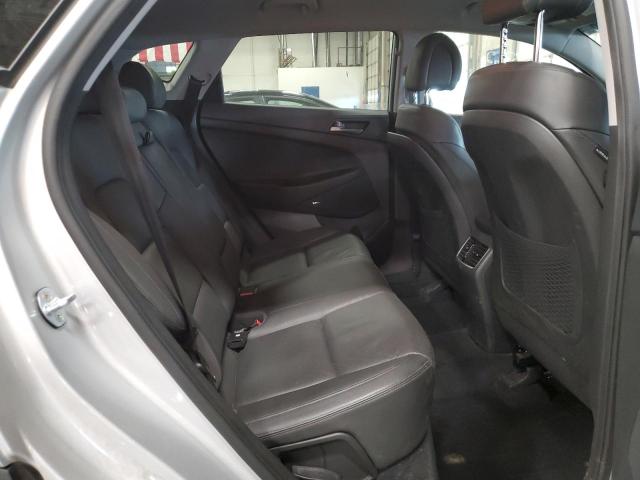 Photo 6 from auction – 2017 HYUNDAI TUCSON LIM with VIN KM8J3CA24HU533188