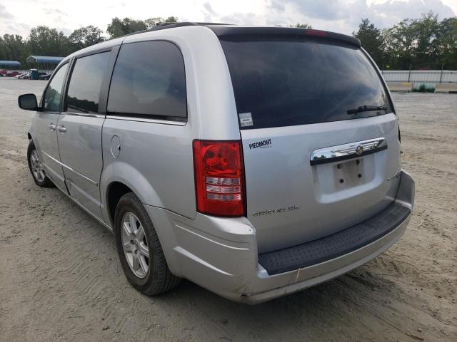 Photo 3 from auction – 2010 CHRYSLER TOWN & COU with VIN 2A4RR5D12AR270748