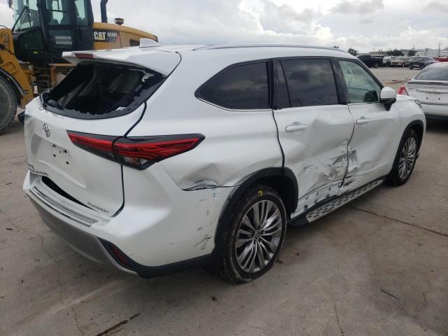 Photo 4 from auction – 2022 TOYOTA HIGHLANDER with VIN 5TDFZRAH4NS098480