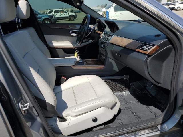 Photo 5 from auction – 2010 MERCEDES-BENZ E 350 with VIN WDDHF5GB2AA053385