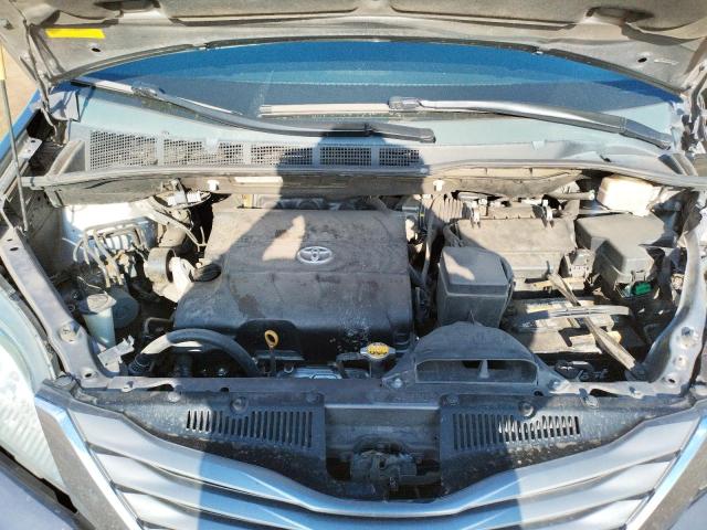 Photo 7 from auction – 2011 TOYOTA SIENNA XLE with VIN 5TDYK3DC4BS095181