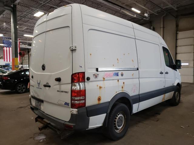 Photo 4 from auction – 2014 MERCEDES-BENZ SPRINTER 2 with VIN WD3PE7DCXE5936368