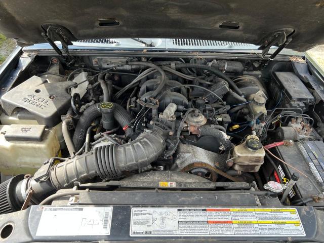 Photo 7 from auction – 2001 FORD EXPLORER S with VIN 1FMZU77E61UB46365