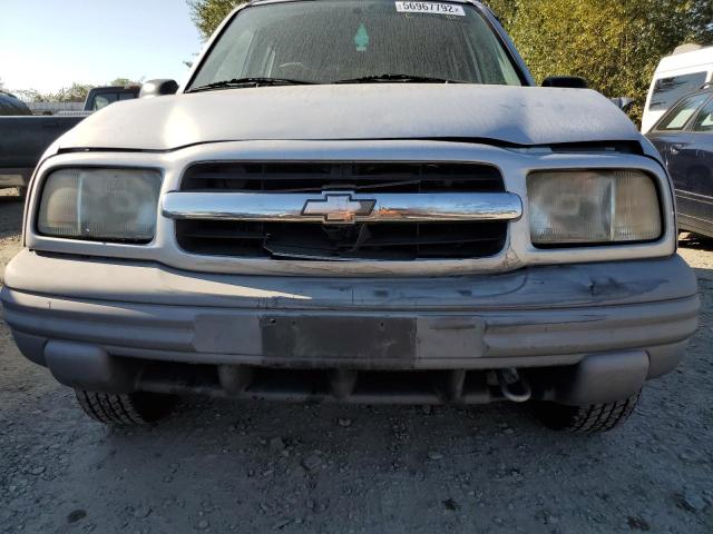 Photo 9 from auction – 2000 CHEVROLET TRACKER with VIN 2CNBJ13C7Y6946001