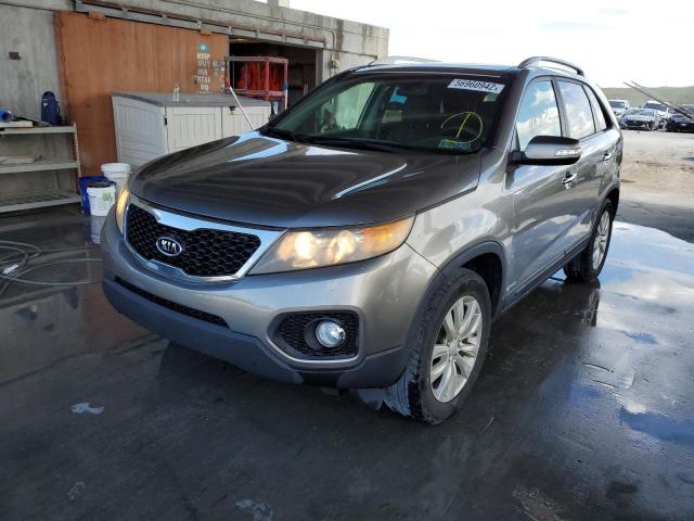 Photo 2 from auction – 2011 KIA SORENTO EX with VIN 5XYKUDA25BG053357