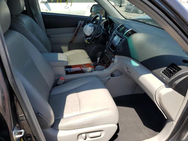 Photo 5 from auction – 2013 TOYOTA HIGHLANDER with VIN 5TDDK3EH3DS175860