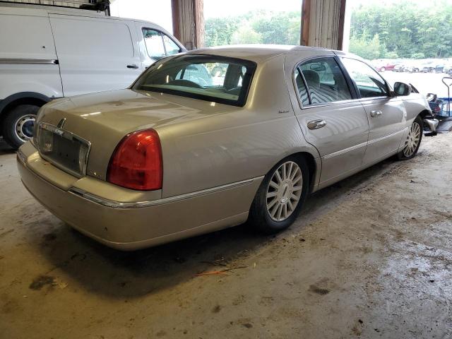 Photo 4 from auction – 2003 LINCOLN TOWN CAR E with VIN 1LNHM81W53Y626492