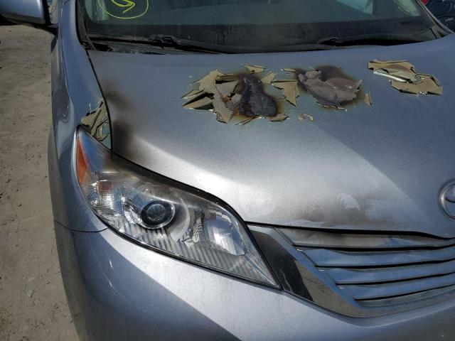 Photo 9 from auction – 2012 TOYOTA SIENNA XLE with VIN 5TDDK3DC8CS046517