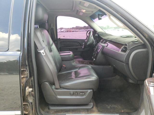 Photo 5 from auction – 2011 GMC YUKON DENA with VIN 1GKS2EEFXBR380531